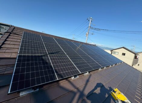 ネクストエナジー太陽光発電システム設置工事