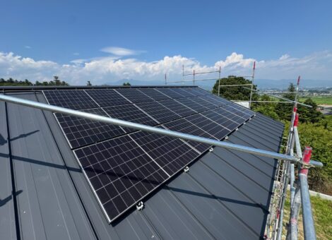 【南アルプス市　新築】ネクストエナジー太陽光発電システム施工事例
